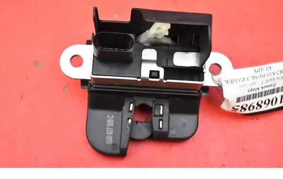 Volkswagen Golf Sportsvan Tailgate/trunk/boot lock/catch/latch 5G0827505C