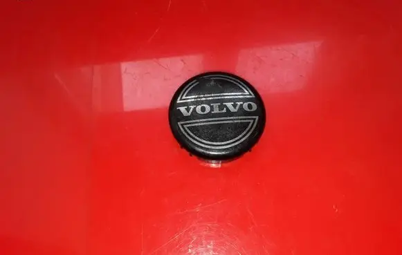Volvo S40, V40 Original wheel cap 8646379 112501