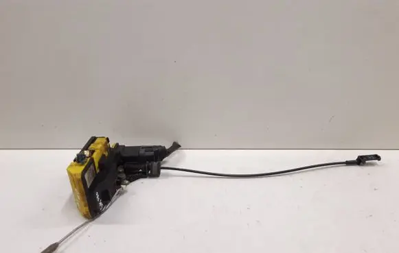 Volvo S80 Rear door lock 6626967