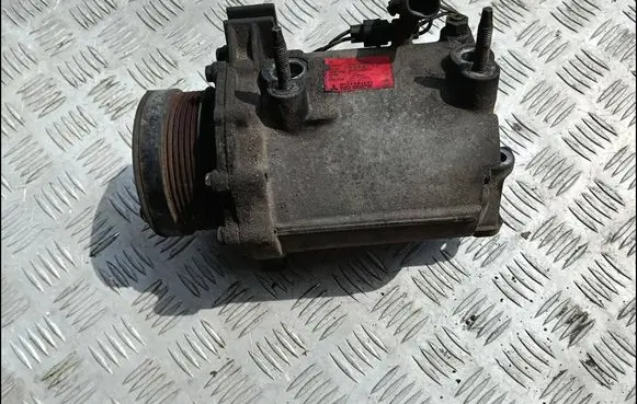 Cadillac DeVille Air conditioning (A/C) compressor (pump) 25706730 0040502 AKH200A603
