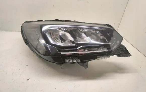 Peugeot 208 Headlight/headlamp