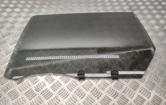 Peugeot 308 Rear door window glass