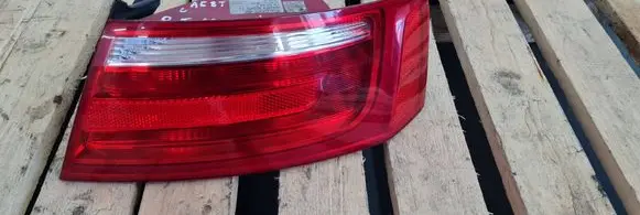 Audi A5 8T 8F Rear/tail lights 8T0945096F