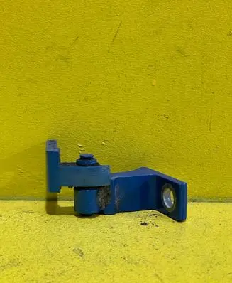 Seat Ibiza IV (6J,6P) Rear door lower hinge 13122