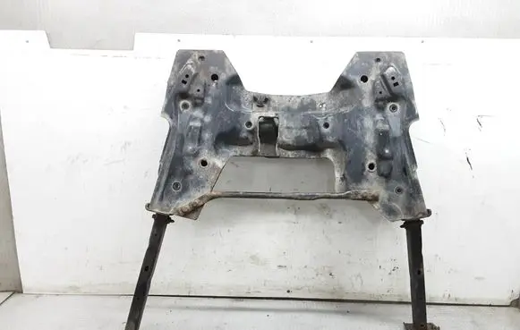 Citroen C3 Picasso Front subframe