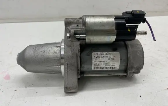Mercedes-Benz CLA C118 X118 Starter motor A2609060100