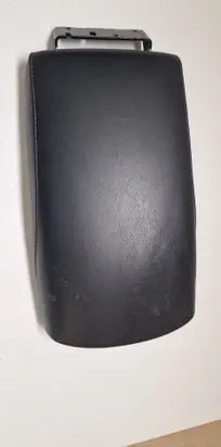 Nissan X-Trail T32 Armrest