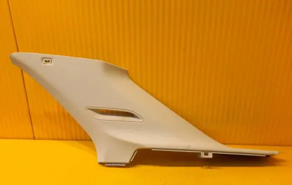 Mercedes-Benz GLE W167 (C) pillar trim A1676909204
