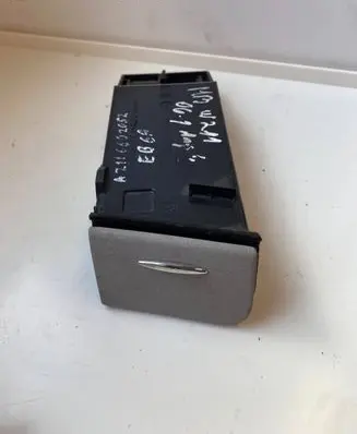 Mercedes-Benz E W211 Dashboard storage box/compartment A2116802052