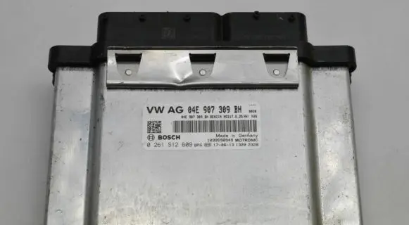 Volkswagen Golf VII Engine control unit/module 04E907309BH