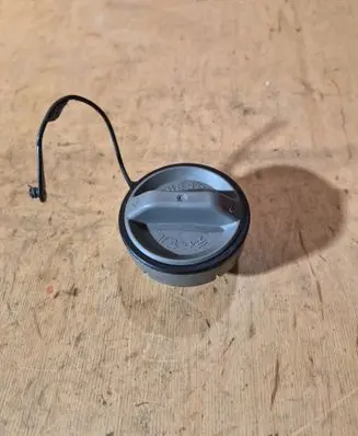 Toyota Corolla E120 E130 Fuel tank filler cap 
