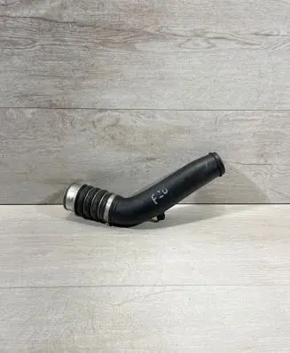BMW Z4 E89 Intercooler hose/pipe 7588283 1300252 11564310