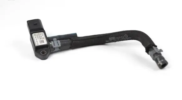Audi A4 S4 B8 8K Exhaust gas pressure sensor 059906051A 130930T1035E 0281006006