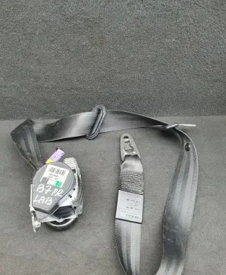 Audi A4 S4 B7 8E 8H Front seatbelt 8E0857706F 8E0857706FV04