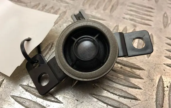 Hyundai Kona I Front door high frequency speaker 96310J9100