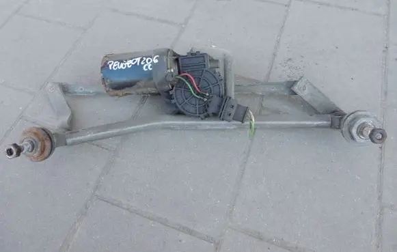 Peugeot 206 CC Front wiper linkage and motor 3397020446