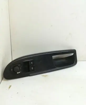 Volkswagen PASSAT B6 Front door window switch trim 3c1867171c