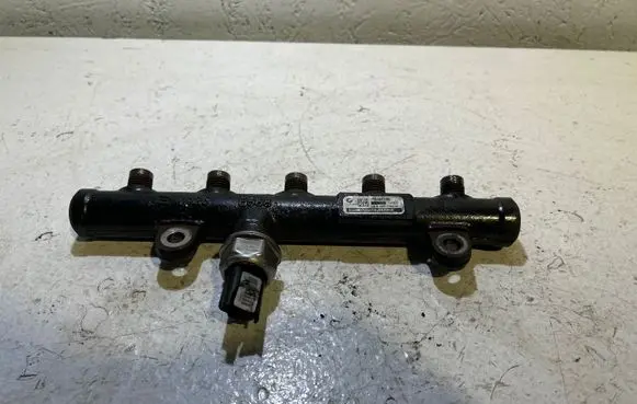 Volvo S80 Fuel main line pipe 9681649580 0804407722