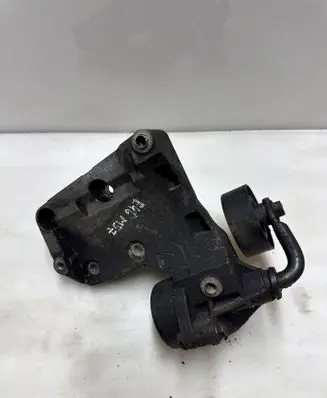 BMW 3 E46 A/C compressor mount bracket 7786194