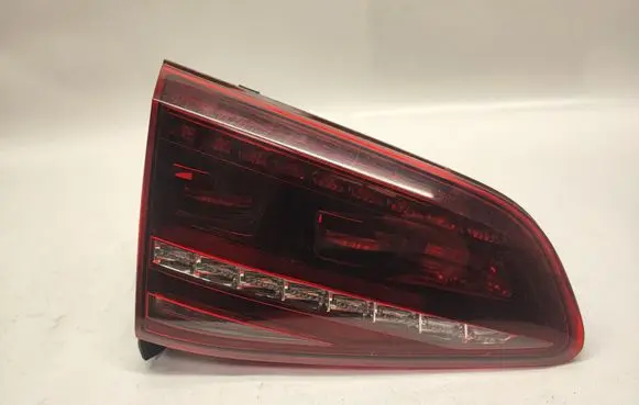Volkswagen Golf VII Tailgate rear/tail lights 5G0945307E