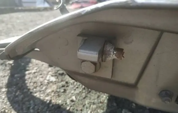 Fiat Grande Punto Front door upper hinge