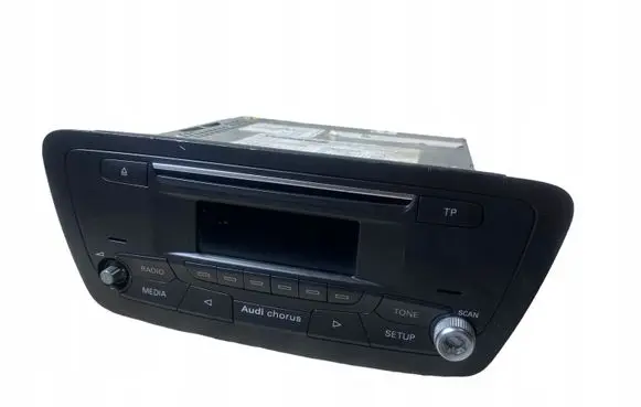 Audi Q3 8U Radio/CD/DVD/GPS head unit 8U0035160