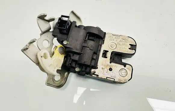 Audi A7 S7 4G Tailgate/trunk/boot lock/catch/latch 8k9827505a