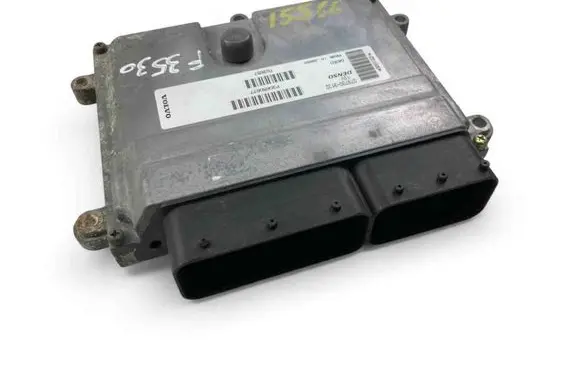 Volvo V50 Engine control unit/module