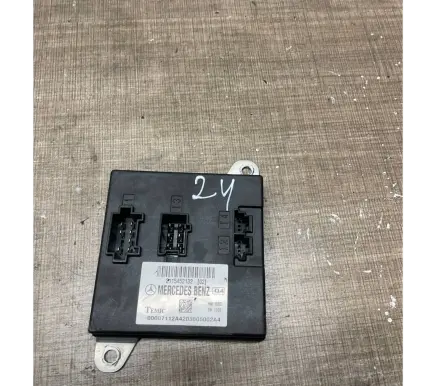 Mercedes-Benz E W211 Comfort/convenience module A2115452132