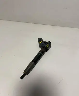 Volvo S60 Fuel injector VEA132370010AAB 2370010