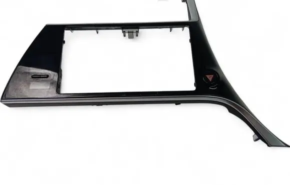 Radio/GPS head unit trim