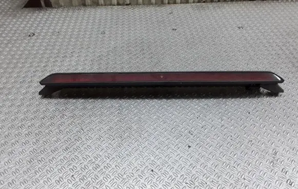 Volkswagen PASSAT B5.5 Third/center stoplight 1J6945097D