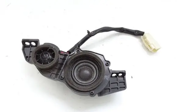Toyota Avensis T270 Front door speaker 8616005160 1530000250A