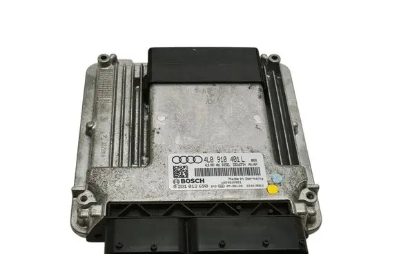 Audi Q7 4L Engine control unit/module 4L0910401L 4L0907401 0281013690