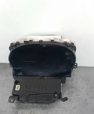 Toyota Yaris Speedometer (instrument cluster) 21655865-3