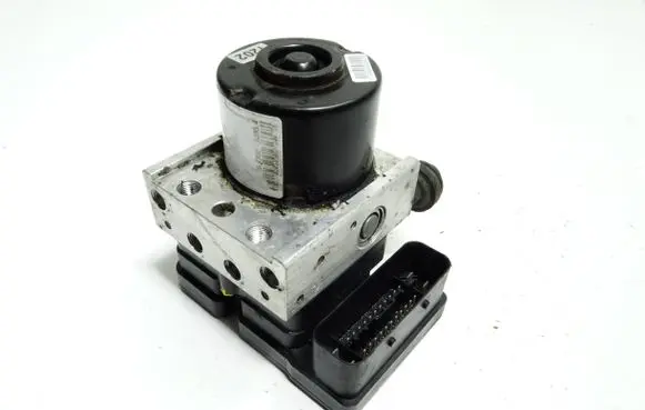 Suzuki Swift I ABS Pump 06210203854