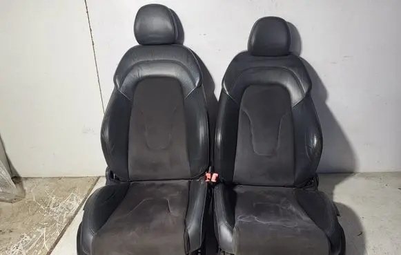 Audi TT TTS Mk2 Seat set 8J8885375