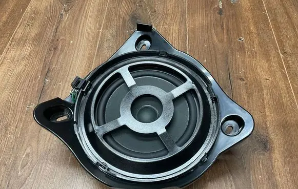 Mercedes-Benz E W213 Front door speaker A2058201602