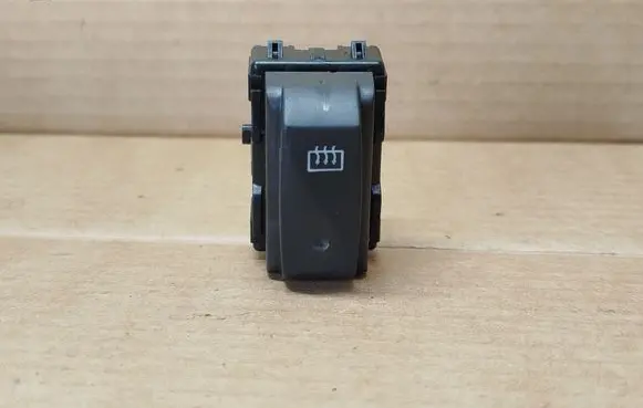 Renault Trafic III (X82) Windscreen/window heater switch 253508347R