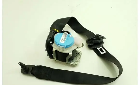 Mercedes-Benz CLA C117 X117 W117 Front seatbelt A1768600285