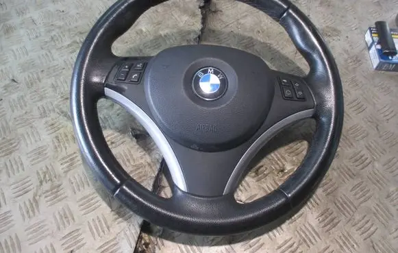BMW 1 E81 E87 Steering wheel 