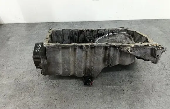 Volkswagen PASSAT B5.5 Oil sump 