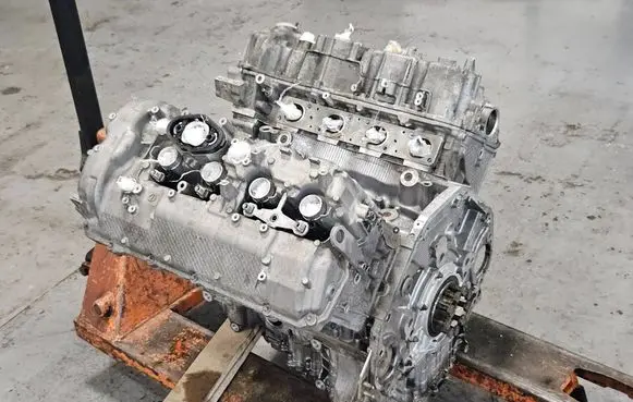 BMW M5 F90 Engine S63B44