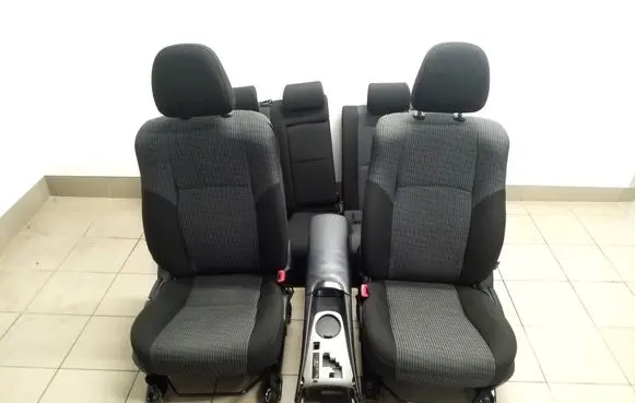 Toyota Avensis T270 Interior set 