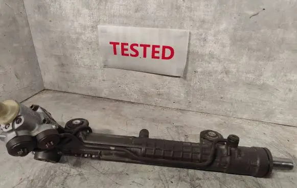 Mercedes-Benz E W210 Steering rack A2104611101