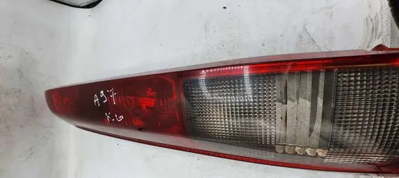 Nissan X-Trail T30 Rear/tail lights NOCODE