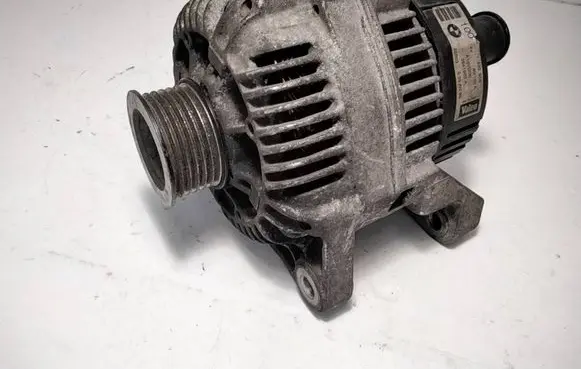 BMW 3 E46 Generator/alternator 1435938 2541962A A13V200