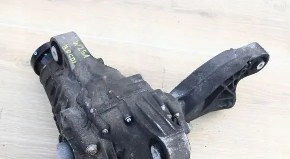 Mercedes-Benz R W251 Gearbox transfer box case 