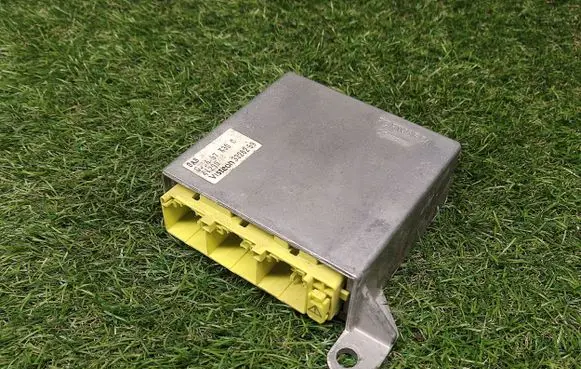 Mazda 6 Airbag control unit/module CJ8A57K30C 3326259
