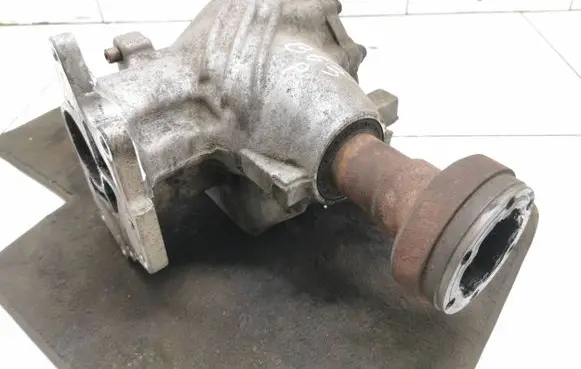 Volvo XC70 Gearbox transfer box case 30700016 Bq0a